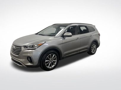 Used 2017 Hyundai Santa Fe SE w/ SE Premium Package 02