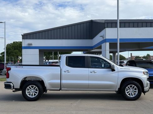 Used 2021 Chevrolet Silverado 1500 RST w/ Convenience Package II image 3