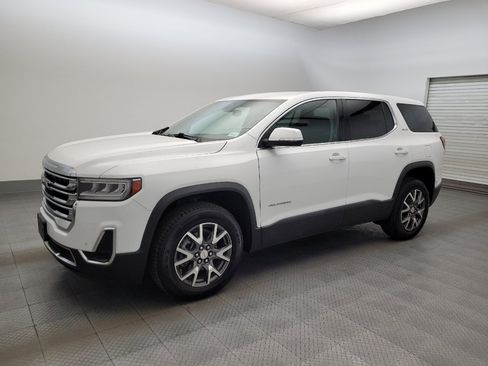 Used 2022 GMC Acadia SLE FWD image 2
