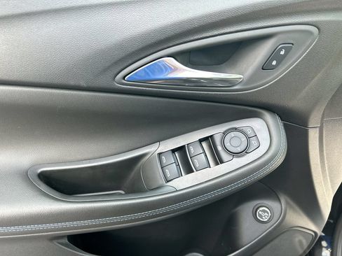 Used 2025 Buick Encore GX Sport Touring w/ Experience Buick Package AWD/4WD image 26