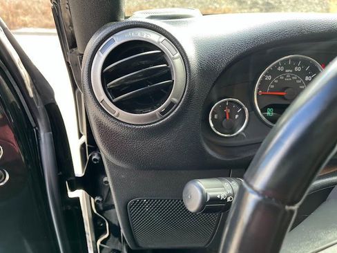 Used 2017 Jeep Wrangler Unlimited Sport w/ Quick Order Package 24S image 11