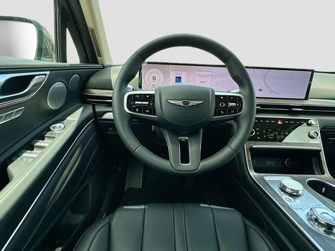 Used 2025 Genesis GV80 2.5T Advanced image 19