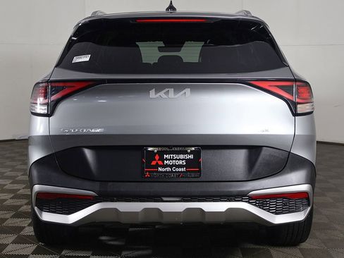 Used 2024 Kia Sportage EX image 12