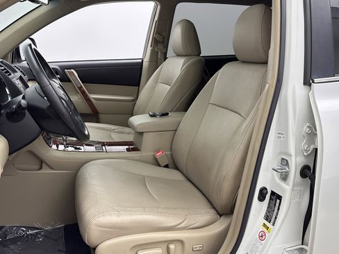 Used 2011 Toyota Highlander Limited image 15