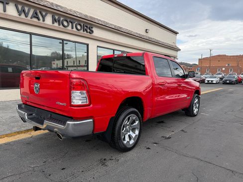 Used 2022 RAM 1500 Big Horn AWD/4WD image 3