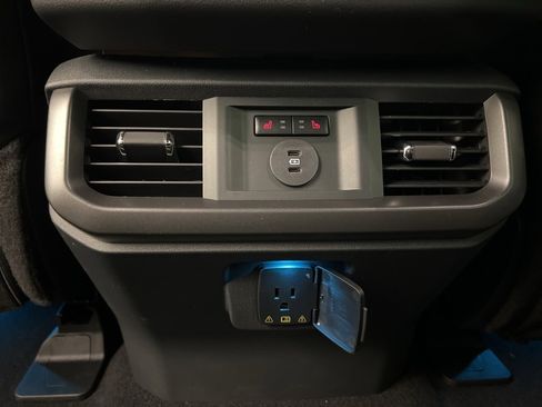 New 2025 Ford F150 Lariat w/ Equipment Group 502A High image 37