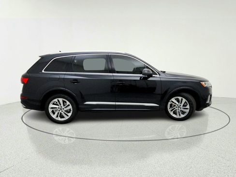Used 2021 Audi Q7 3.0T Premium Plus w/ Premium Plus Package AWD/4WD image 7
