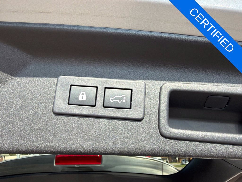 Certified 2025 Subaru Forester Premium AWD/4WD image 30