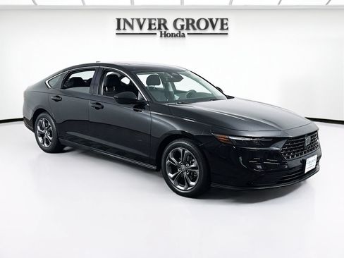 Used 2023 Honda Accord EX image 3