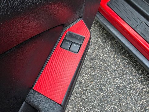 Used 2011 Ford Mustang GT RWD image 11