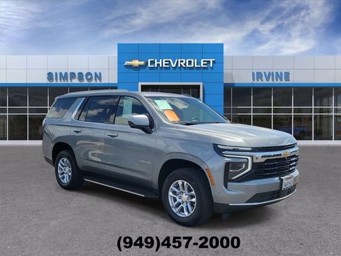 Used 2026 Chevrolet Tahoe LS RWD image 2