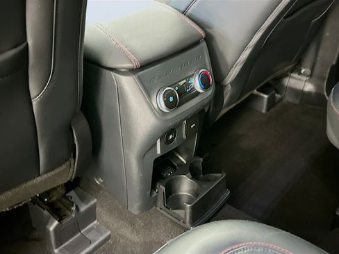 Used 2025 Ford Explorer ST-Line image 28