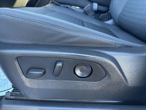 Used 2023 GMC Sierra 1500 SLE w/ Snow Plow Prep Package image 16