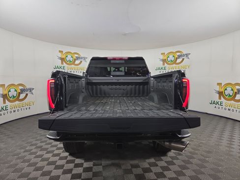 Certified 2024 GMC Sierra 2500 AT4 w/ AT4 Premium Plus Package AWD/4WD image 32