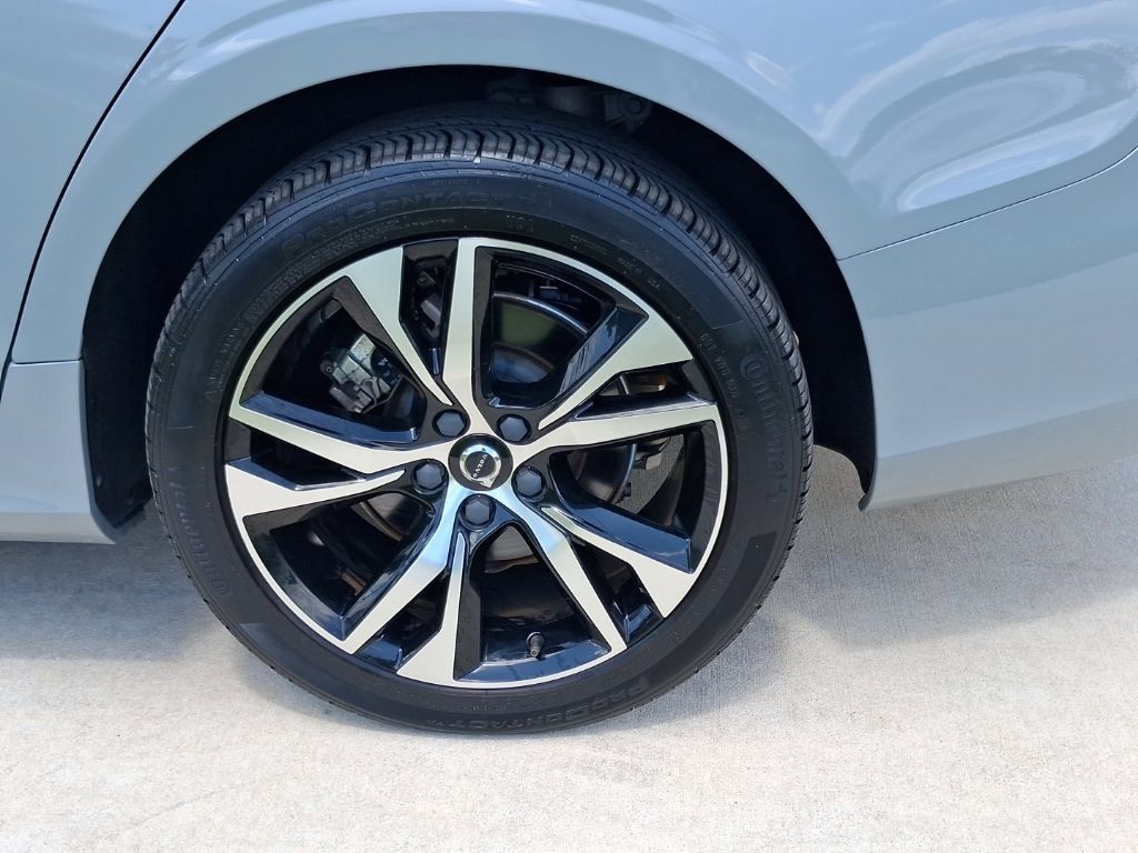 Certified 2024 Volvo S60 B5 Core w/ Climate Package FWD image 4