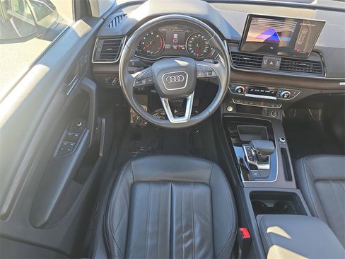 Used 2022 Audi Q5 2.0T Premium w/ Convenience Package image 21