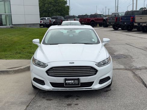 Used 2015 Ford Fusion SE FWD image 7