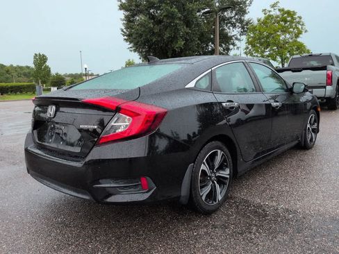 Used 2016 Honda Civic Touring image 6