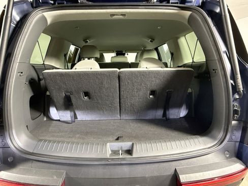 Used 2025 Hyundai Santa Fe SEL FWD image 32