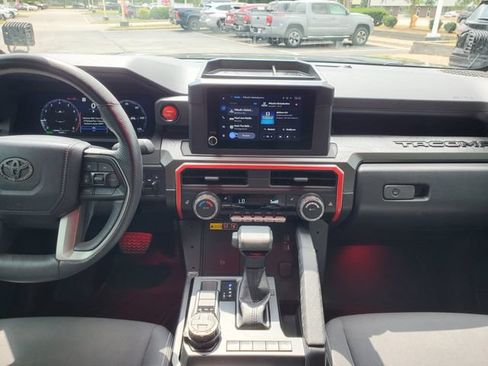 Used 2024 Toyota Tacoma TRD Off-Road w/ TRD Off Road Upgrade Package AWD/4WD image 14
