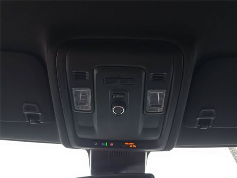 Used 2023 Chevrolet Tahoe LT AWD/4WD image 25