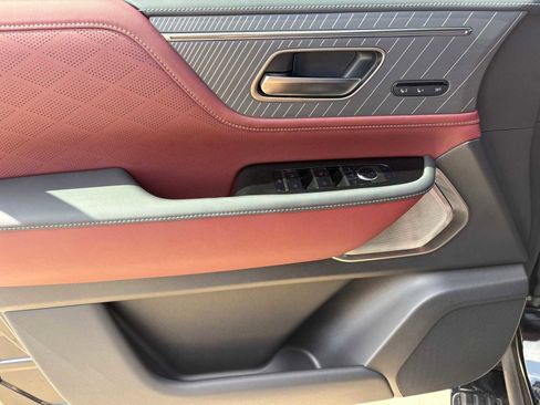 New 2026 INFINITI QX80 Autograph image 13