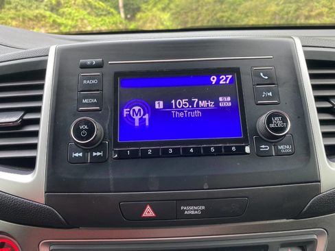 Used 2019 Honda Pilot LX image 30