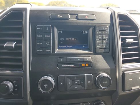 Used 2019 Ford F250 XLT image 30