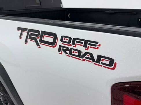 Used 2019 Toyota Tacoma TRD Off-Road image 33