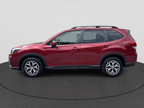 Used 2021 Subaru Forester Premium AWD/4WD image 5