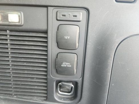 Used 2025 Ford Expedition Max Active AWD/4WD image 27