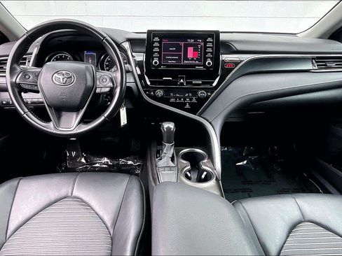 Used 2024 Toyota Camry SE FWD image 19