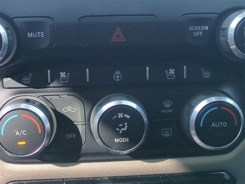 Used 2020 RAM 1500 Laramie image 24