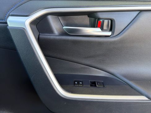 Used 2023 Toyota RAV4 XSE AWD/4WD image 21