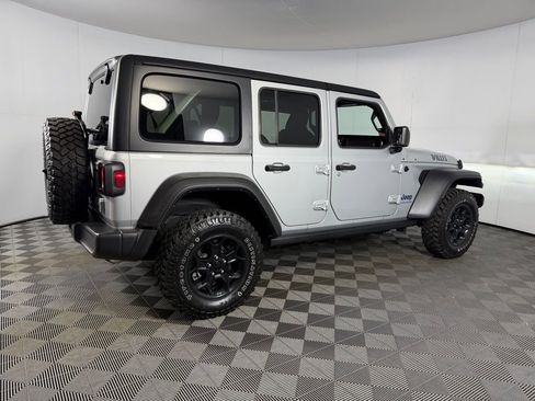 Used 2023 Jeep Wrangler Unlimited w/ 8.4" Radio Group image 8