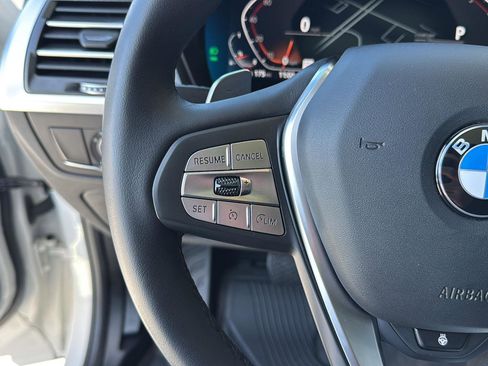 Certified 2024 BMW X4 xDrive30i w/ Premium Package image 18