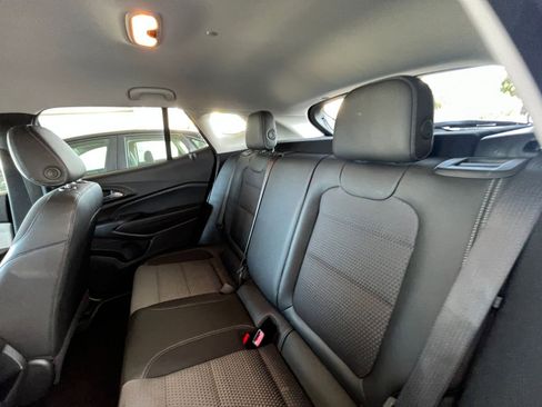 Used 2025 Chevrolet Trax LT image 25