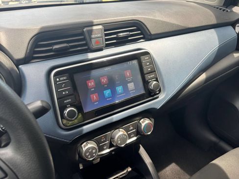 Used 2025 Nissan Versa SV FWD image 19