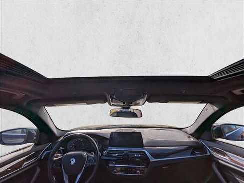 Used 2017 BMW 530i image 17
