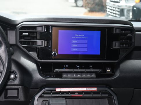 Certified 2026 Toyota Tundra SR AWD/4WD image 15