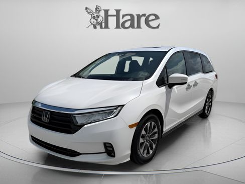 Certified 2024 Honda Odyssey EX-L image 1