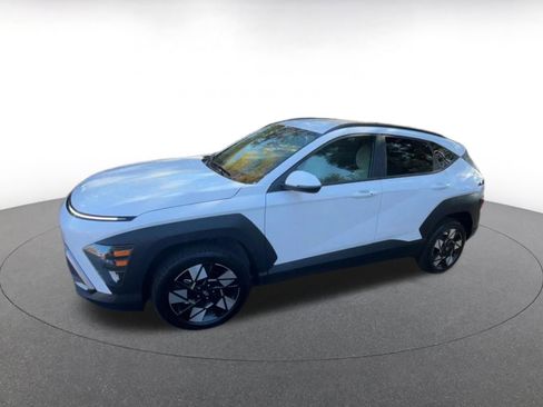 Used 2025 Hyundai Kona SEL image 8