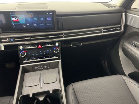 Used 2025 Hyundai Santa Fe SEL image 26