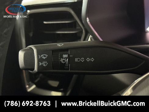 New 2025 GMC Canyon Elevation w/ Convenience Package image 32