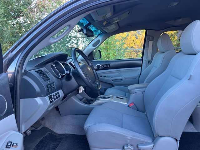 Used 2010 Toyota Tacoma 4x4 Access Cab V6 image 25