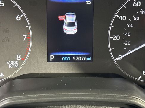 Used 2024 Toyota Corolla LE FWD image 29