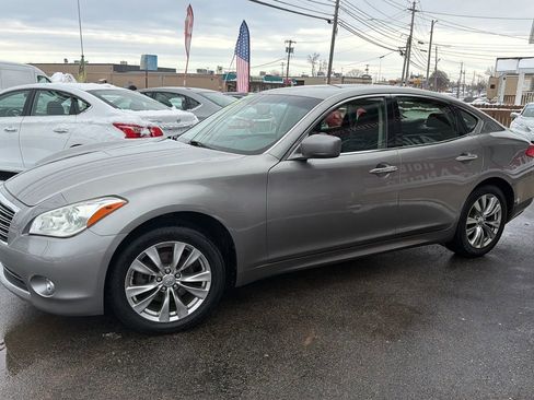 Used 2013 INFINITI M37 x w/ Premium Pkg image 3