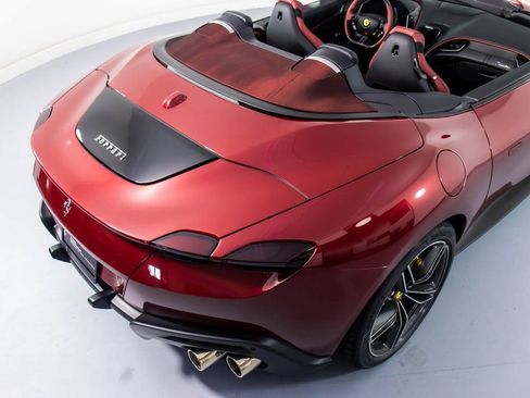 Certified 2025 Ferrari Roma Spider image 21