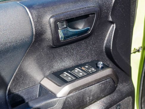 Certified 2023 Toyota Tacoma TRD Off-Road w/ TRD Premium Off Road Package image 27