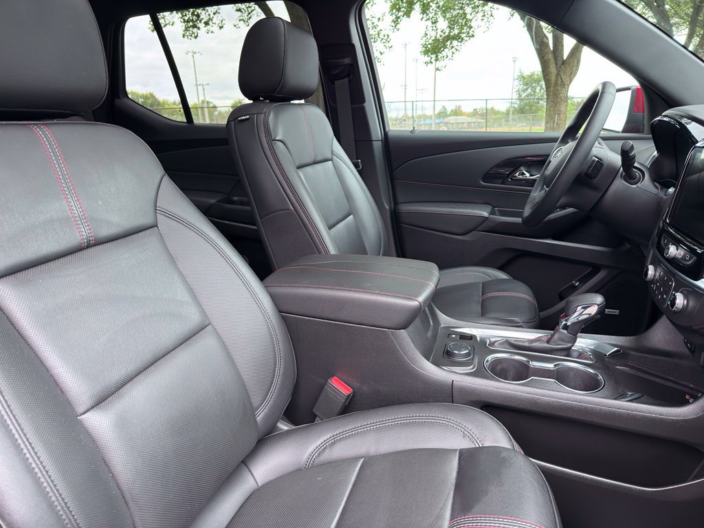 Used 2023 Chevrolet Traverse RS w/ LPO, Floor Liner Package AWD/4WD image 37